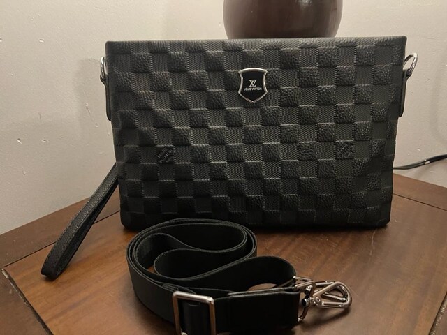 Louis Vuitton Orjinal Deri Clutch El Çantası