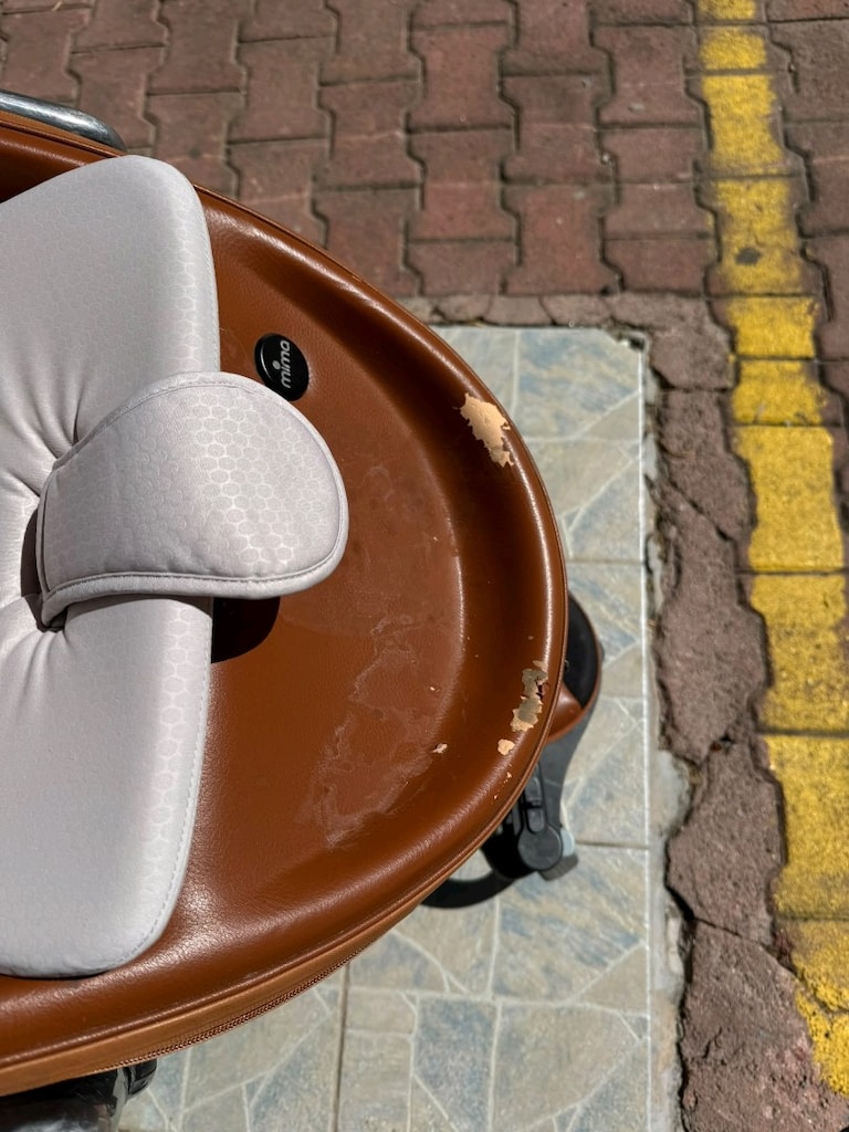 Kahverengi mima bebek arabası tüm aparqtları var - 9