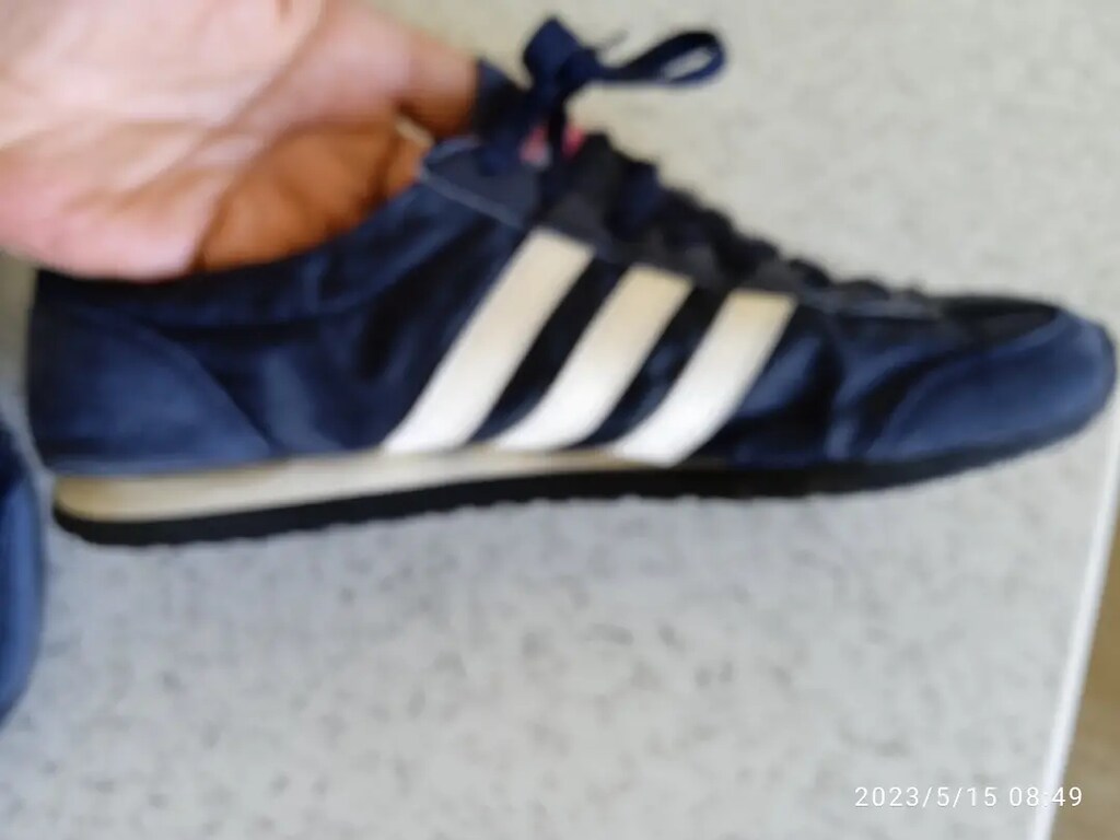 Adidas - 7