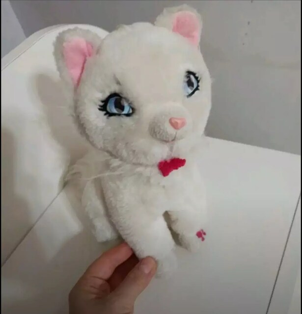 Barbie peluş kedi