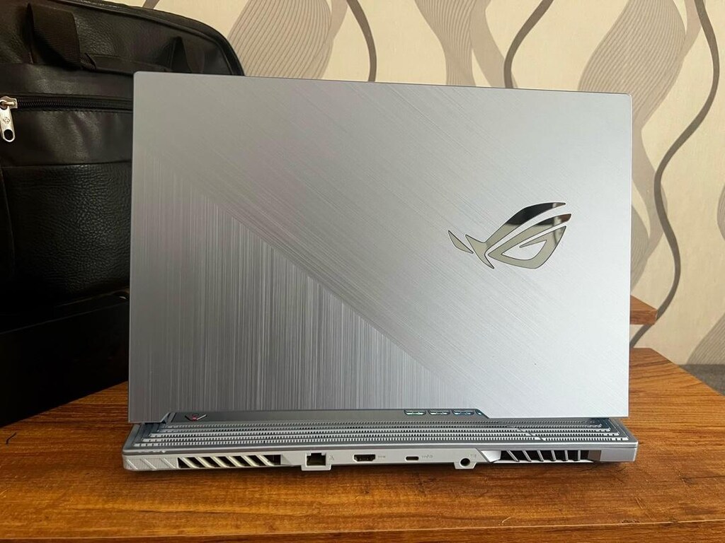 ASUS ROG ÖZEL SERİ RTX i7 16RAMli 144hz OYUNvePROGRAM CANAVARI LAPTOP - 3