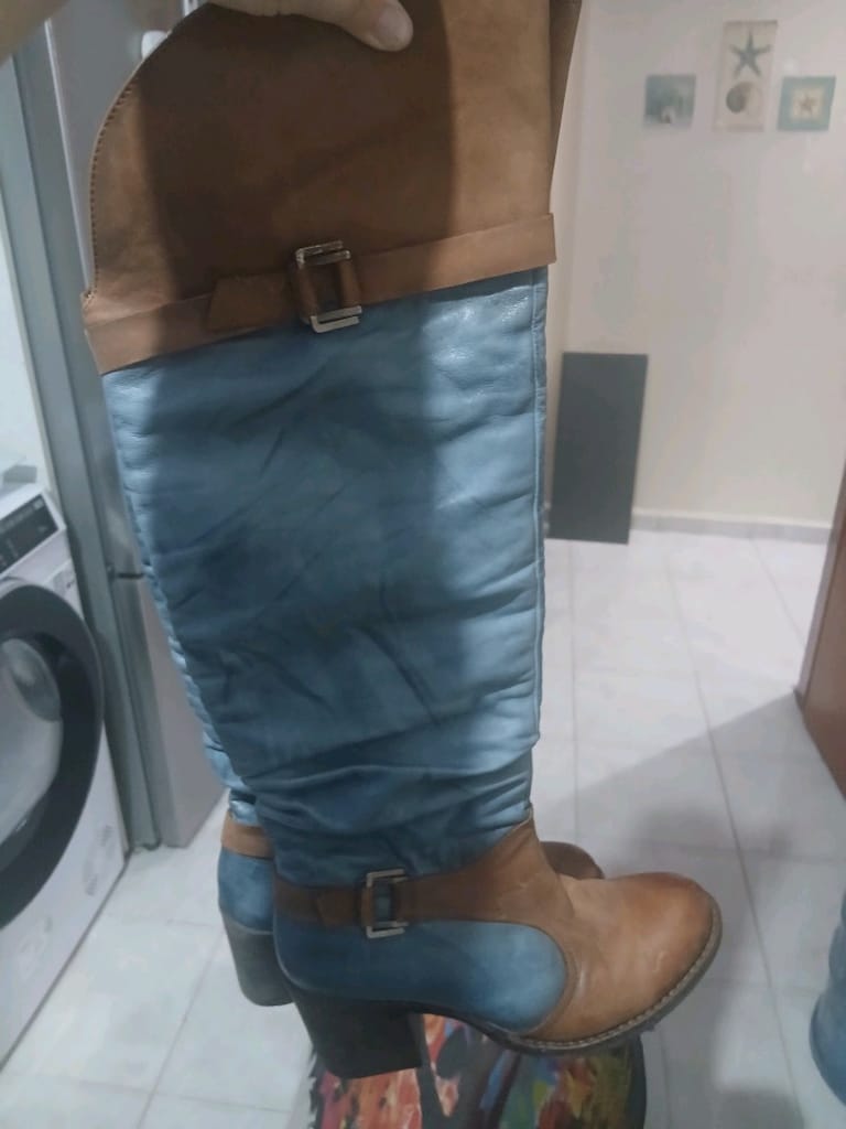 Vintage Tarz Hakiki Yumuşak Deri Çift Renkli Uzun Çizme 39 numara.