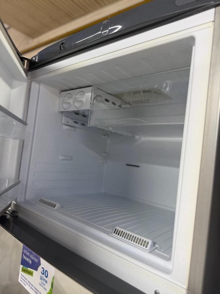 Buzdolabı Hotpoint Ariston A+++ inox - 6