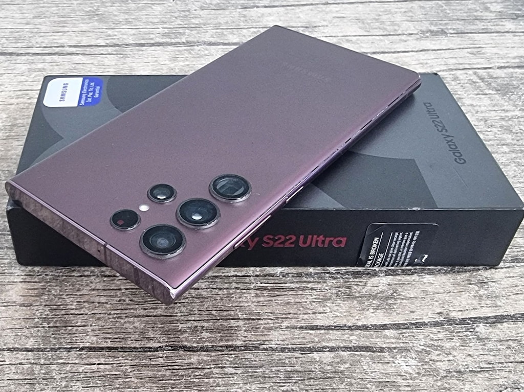 Samsung S22 Ultra / Kutu Fatura TR / 8+128 GB / Hatasız - 7