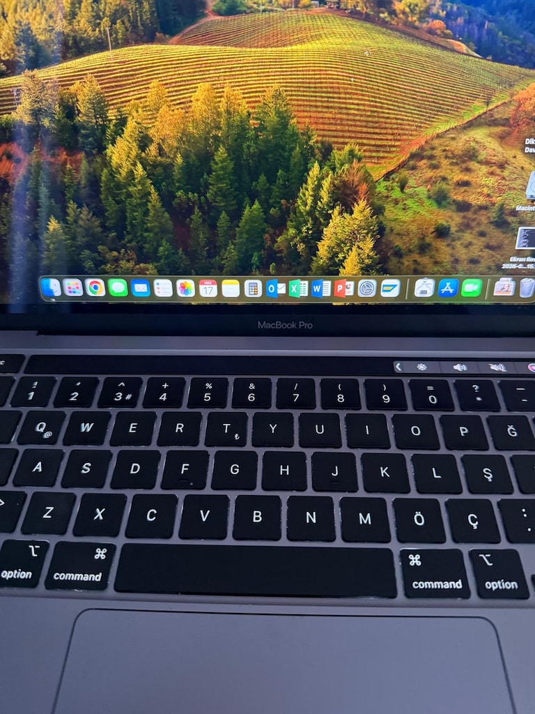 70 Pil Döngülü Macbook Pro M2 8 GB SIFIR AYARINDA - 2