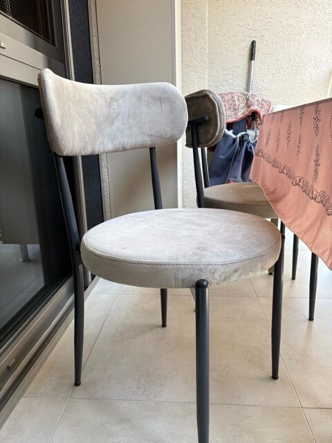 4 adet mutfak/balkon sandalyesi