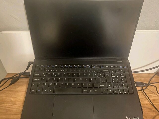 EVEREST EVERBOOK LAPTOP
