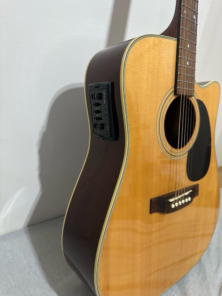 Takamine EG530C Korea Yapımı elektro akustik gitar - 5