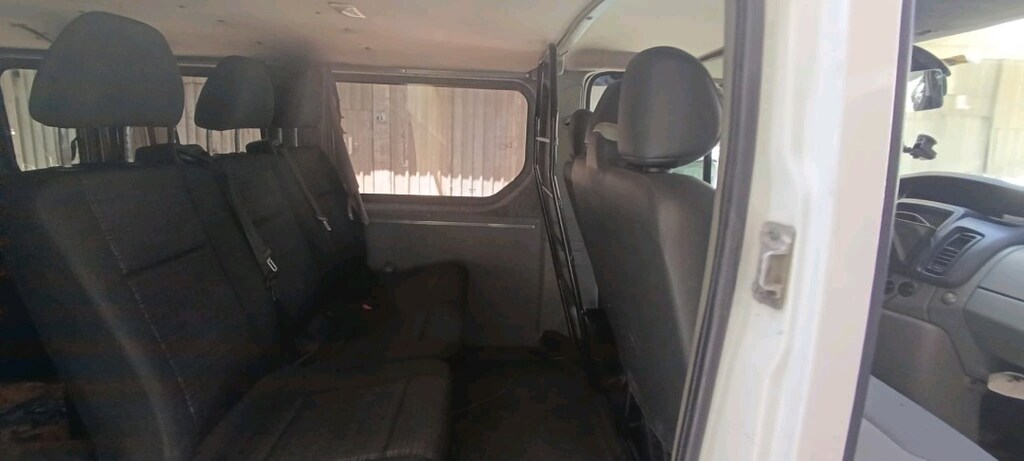 Renault trafic 2 2012 2 dCi motor - 12