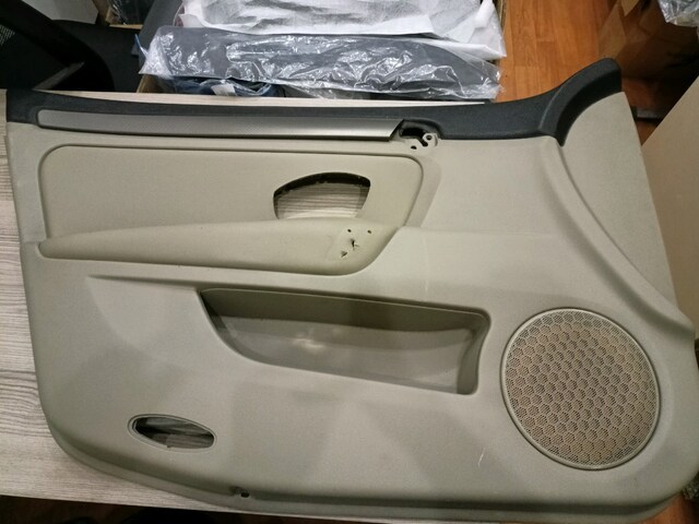 Renault Laguna Sol Ön Kapı Döşemesi Bej Renk Çıkma parça