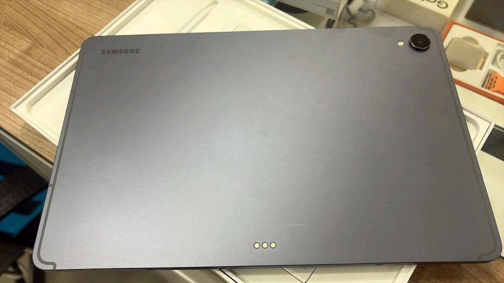 Galaxy Tab S11 - 9