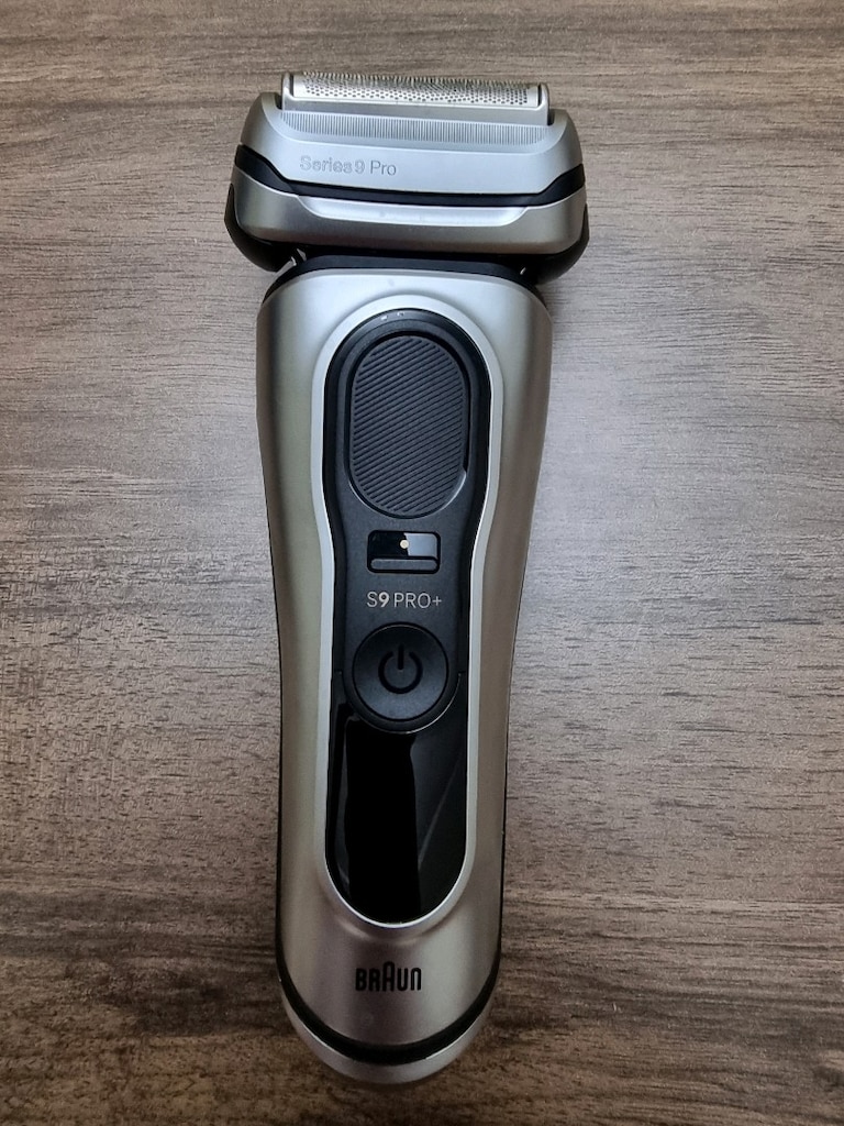 Braun Series 9 Pro+ 9577cc Full Paket - 8
