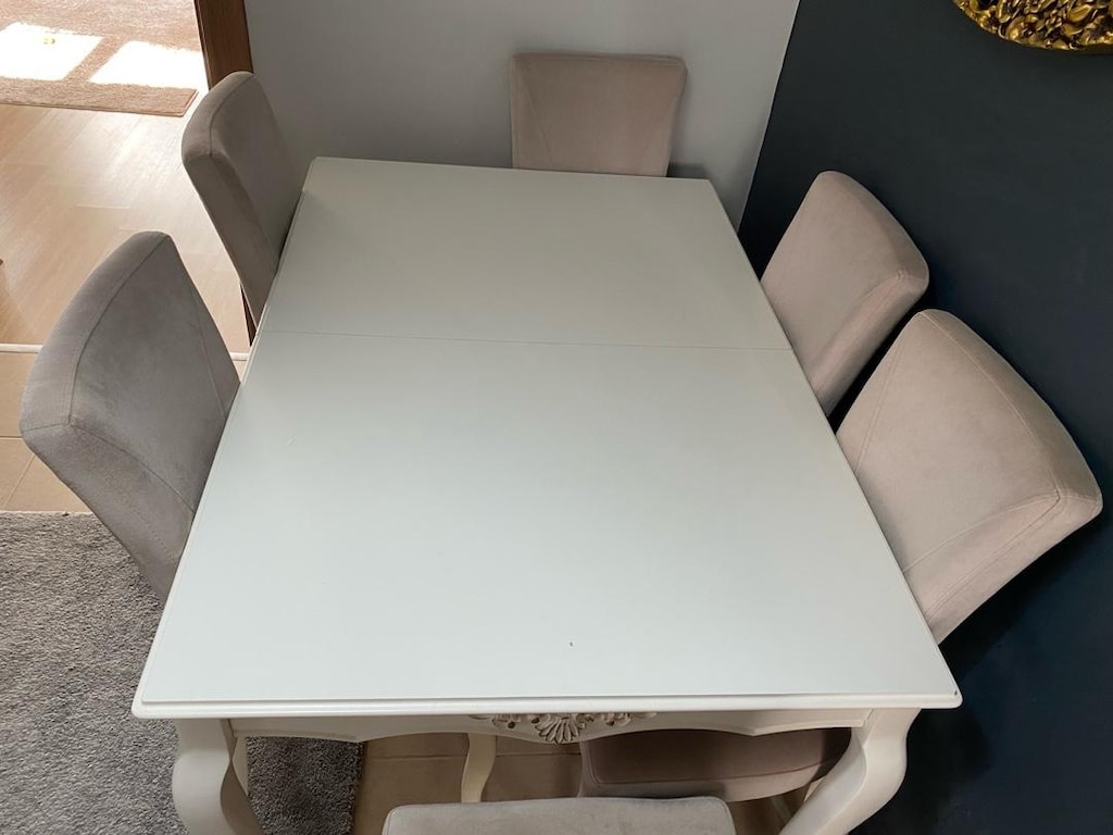 uygun fiyatına satıyorum açılınca 12 kişilik oluyor ve 6 adet sandalye - 5