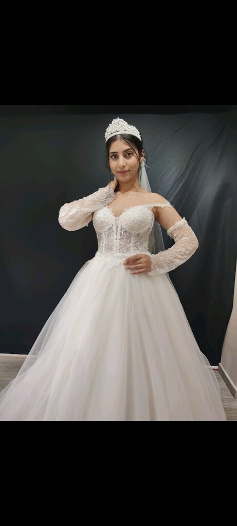 Beyaz Fransız Güpür Helen Gelinlik - 4