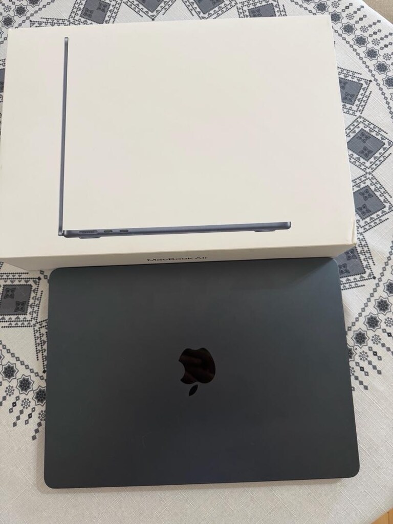 Macbook Air M5 - 4