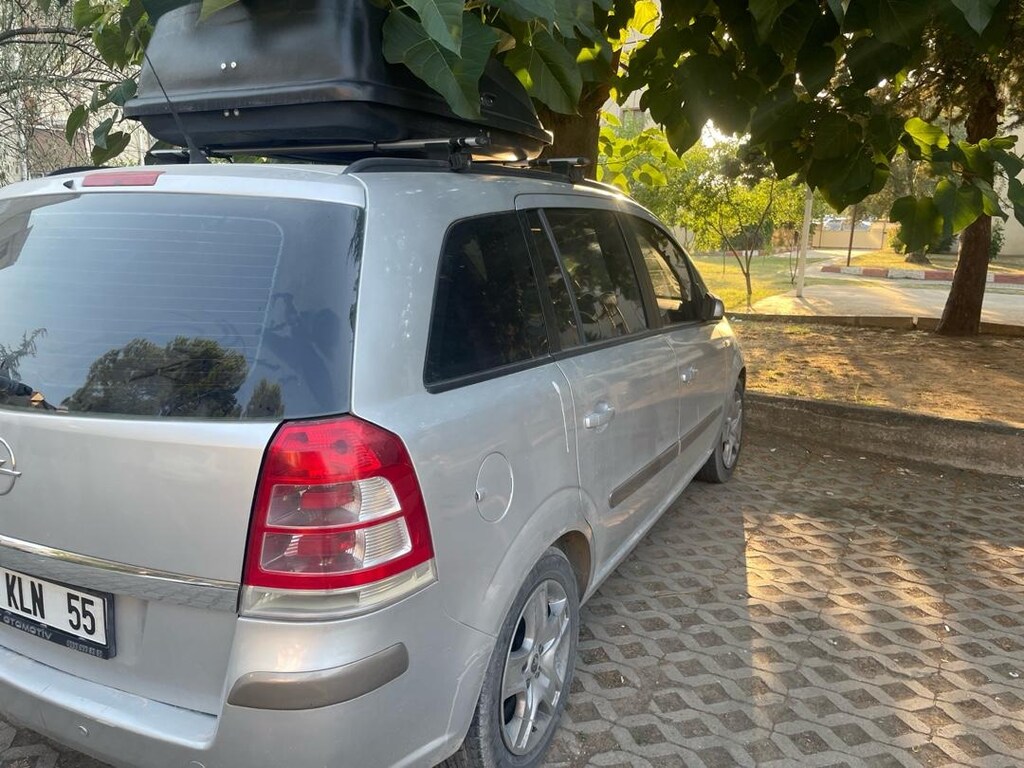 2009 7 KİŞİLİK OPEL ZAFİRA 1.6 NEW ENJOY - 2