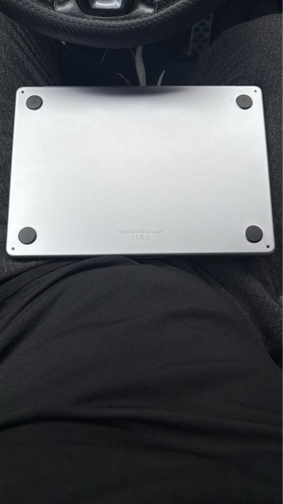 MacBook Air - 6