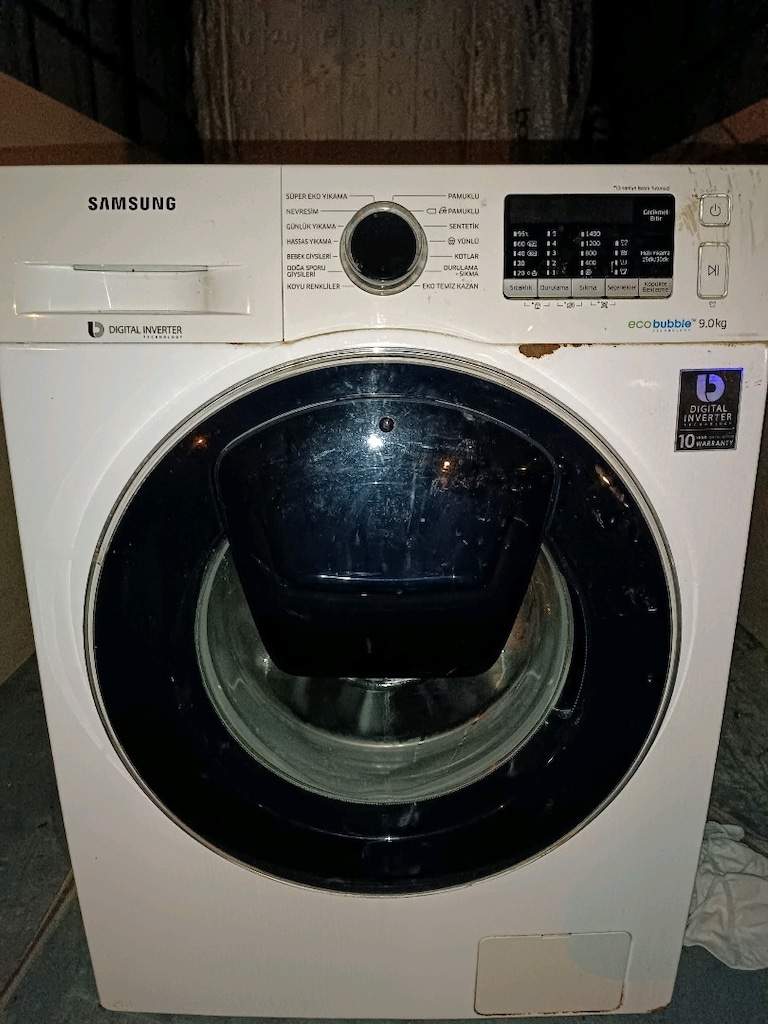 çamaşır makinesi hiç bir sorunu yok fiyat 4 bin TL uygun fyt nakliyem - 4