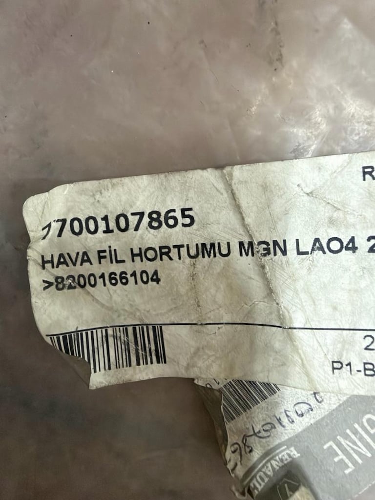 Renault megan 1 hava filitre hortumu sıfır orjinal 7700107865 - 6