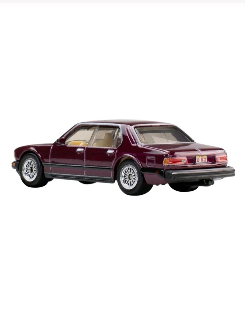 Hot Wheels Premium Stranger Things 1983 BMW 733i JHW81 - 4