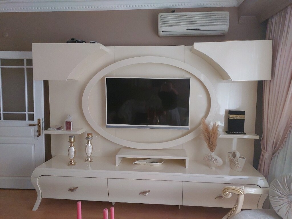 Şahane TV ünitesi yeni evime büyük olduğu için satıyorum - 3
