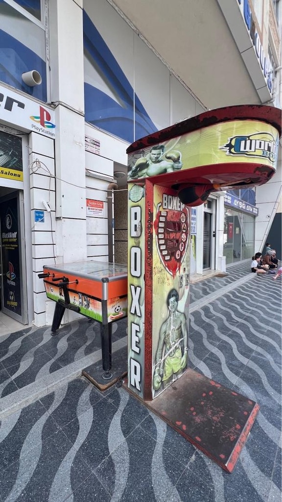 Satılık Bilardo ve Playstation oyun salonu Malzemeleri - 4