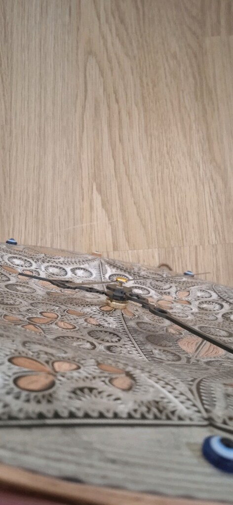 30 CM KOMPLE İŞLEMELİ SORUNSUZ ÇALIŞAN ERZİNCAN İŞİ BAKIR DUVAR SAATİ - 6