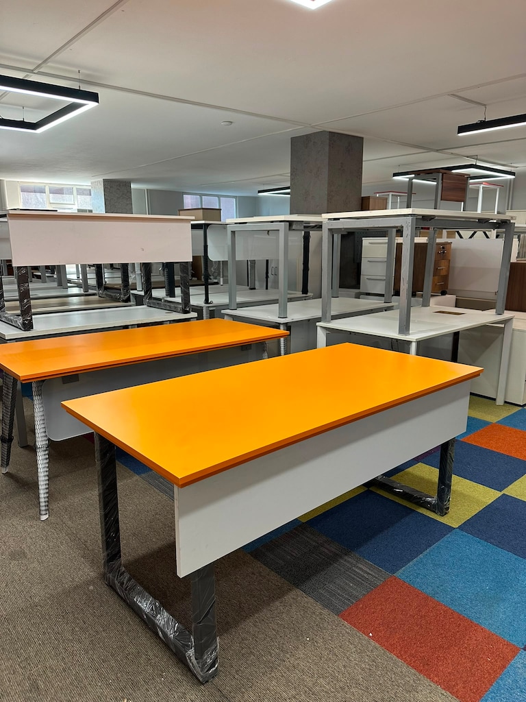 KLAS OFİS ÜSKÜDAR 165x80 cm MODERN TURUNCU ÇALIŞMA MASASI - 2