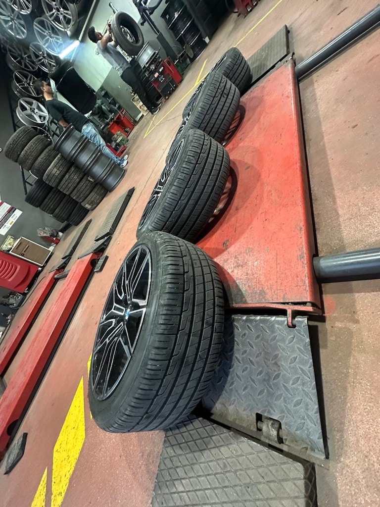 SATILIK SIFIRDAN FARKSIZ 225/40/18 M4 COMPETİTON JANT LASTİK TAKIMI ; - 7