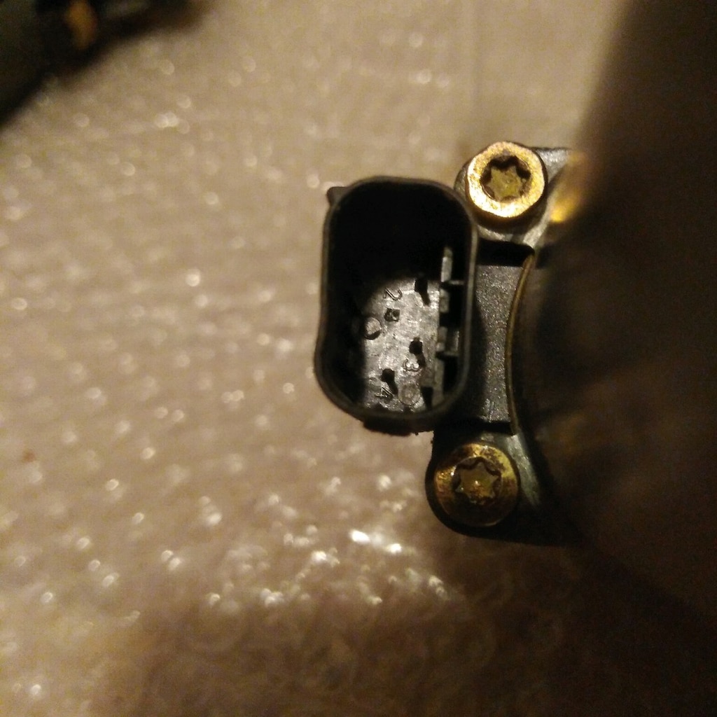 BMW E36 ÖN SAĞ CAM MOTORU - 4
