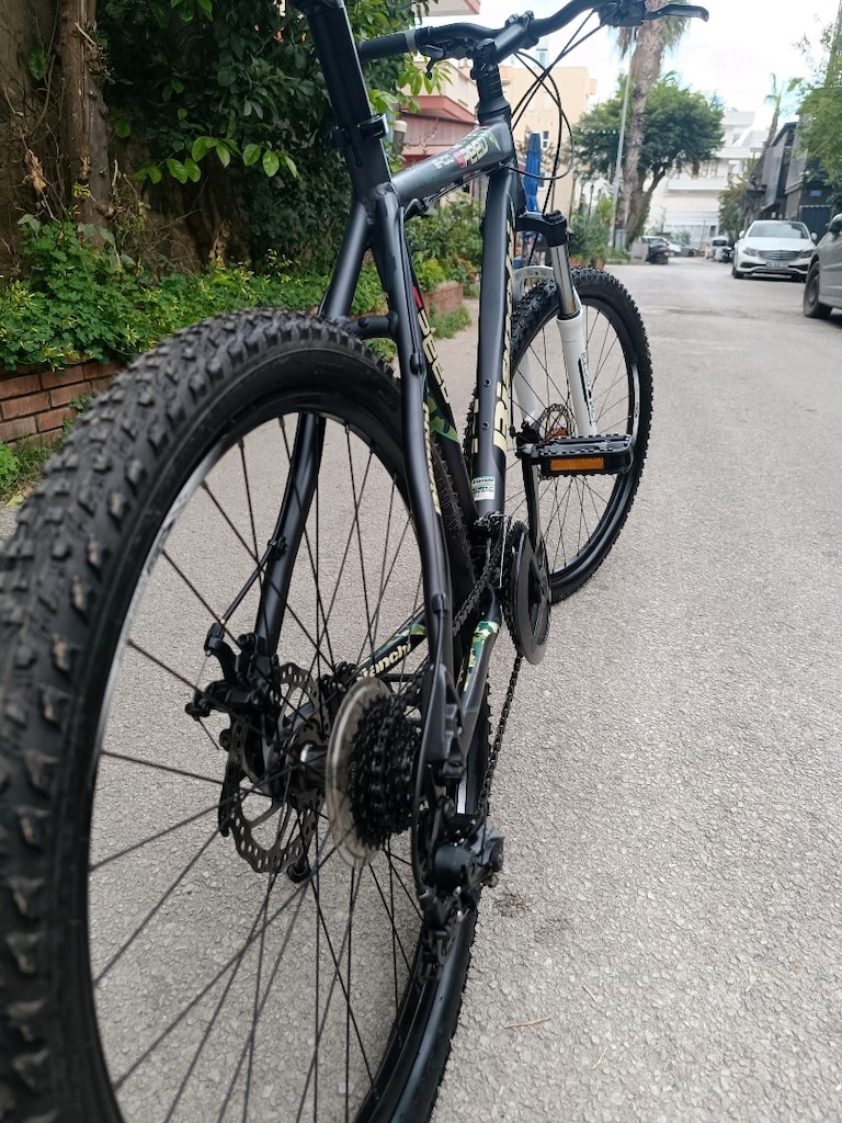 Teker 26. Alüminyum. Shimano 21 hız. Disk fren. 54cm. Yeni gibi. - 3