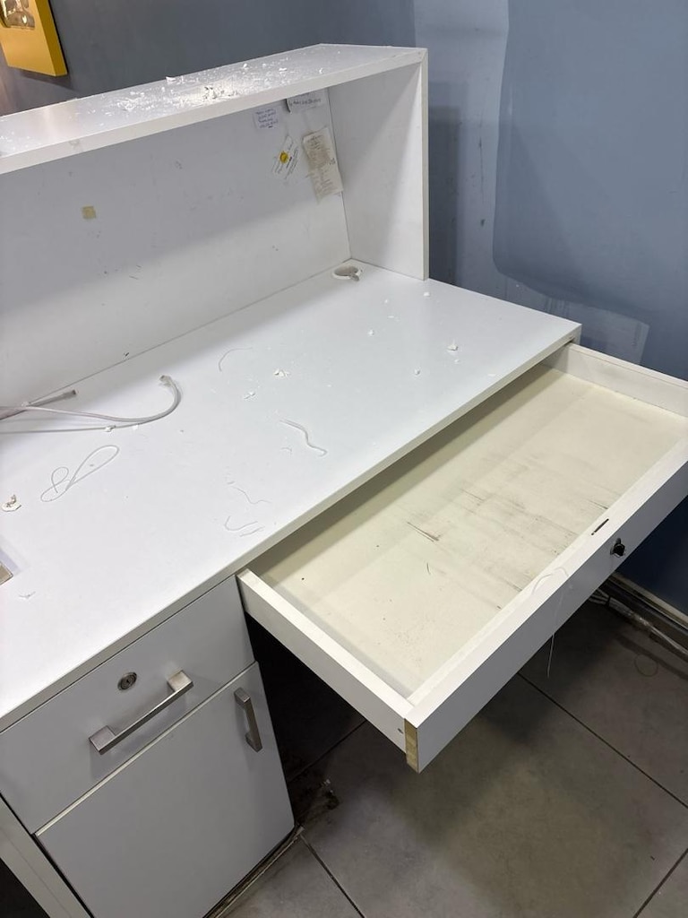 Satılık Büyük desk - 3