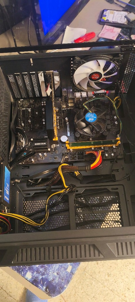RAJİNTEK PONOS ULTRA GAMİNG KASA..İ5 6.NESİL_8GB DDR4_4GB EK_128 SSD+ - 10