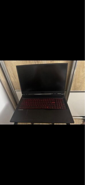 MSI GL75 LEOPARD 090XTR