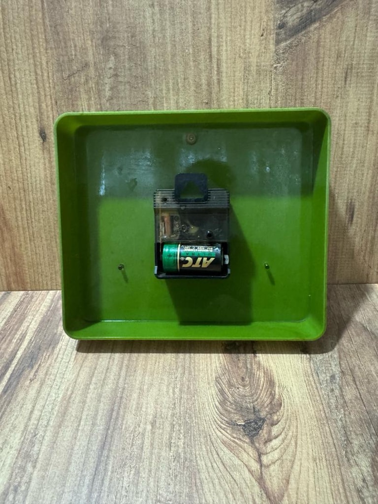 Vintage / Retro Yeşil Kare Masa Saati (Quartz Mekanizma) - 8
