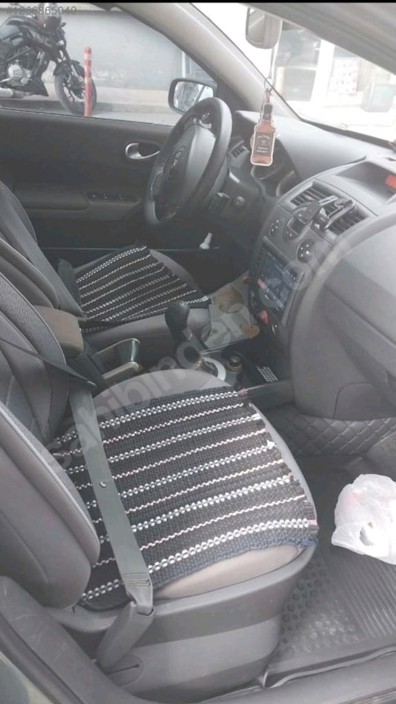 Megane2004 model temiz bakımlı aile aracıdır tüm bakımları yapılmıştır - 4