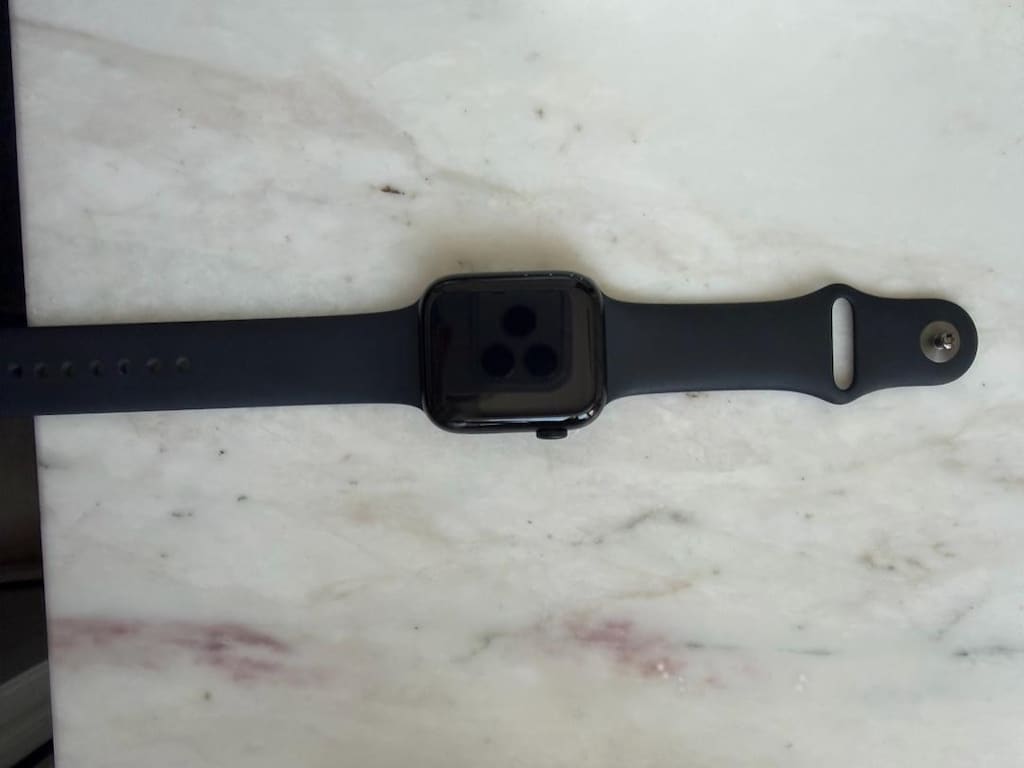 saat apple watch se