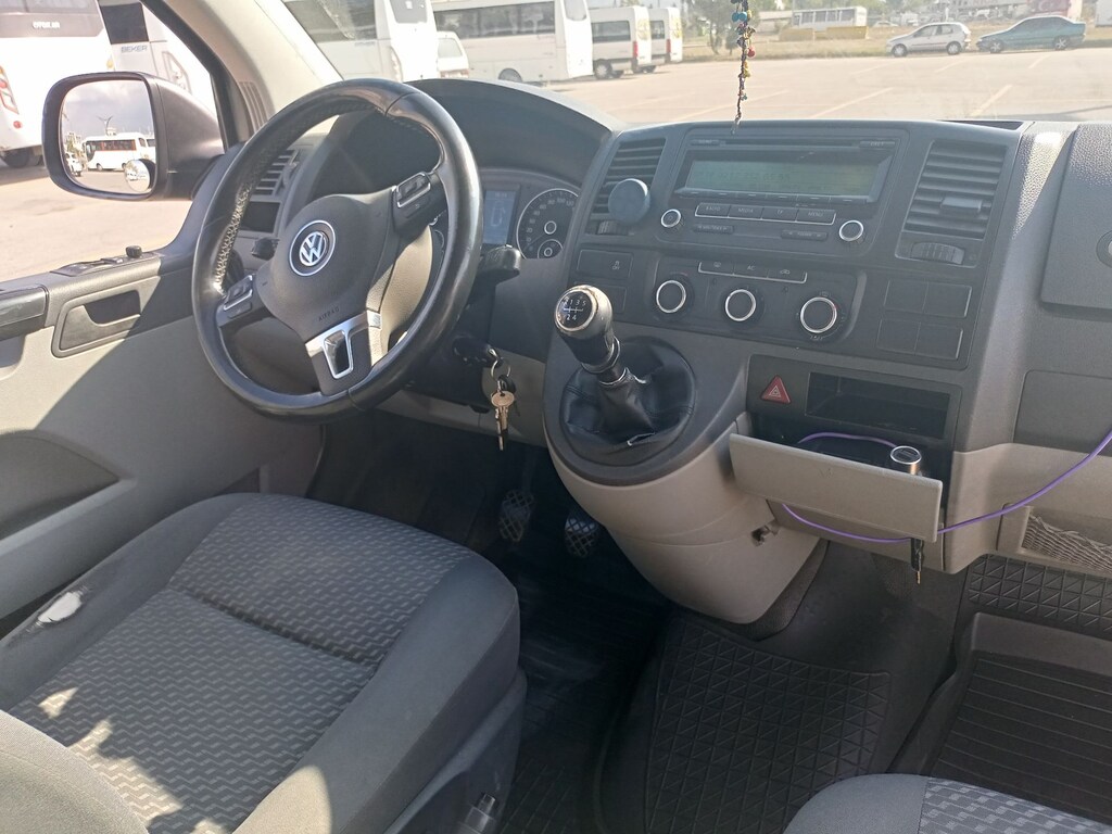 2011 Model Transporter 2.0TDI 102HP Camlı Uzun Şase 4+1 - Kazasız - 8