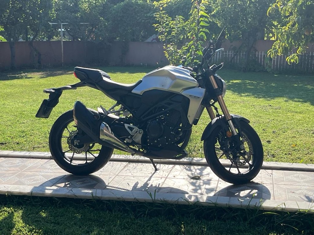 6.000 km'de temiz, kazasız Honda CB250R, ekstralı ve bakımlı. - 5
