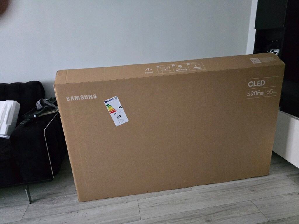 Samsung QE65Q80T 65" 4K ULTRA HD QLED TV - 4