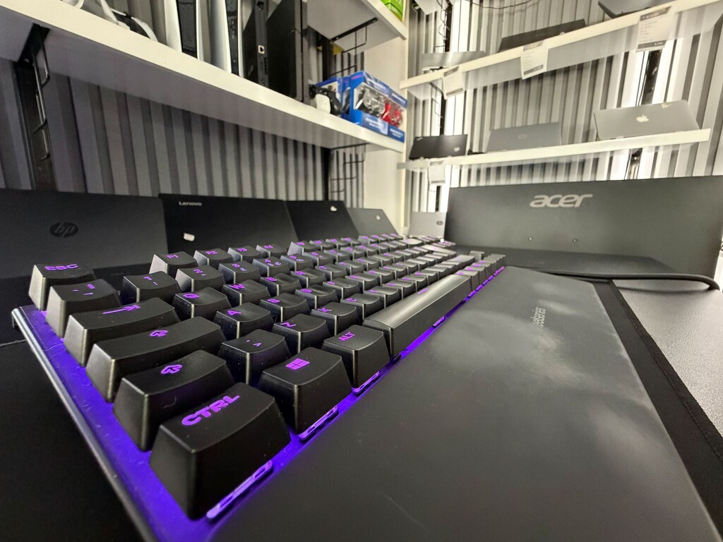 SteelSeries Apex Pro TKL OmniPoint Kablolu Mekanik Klavye OLED - 9
