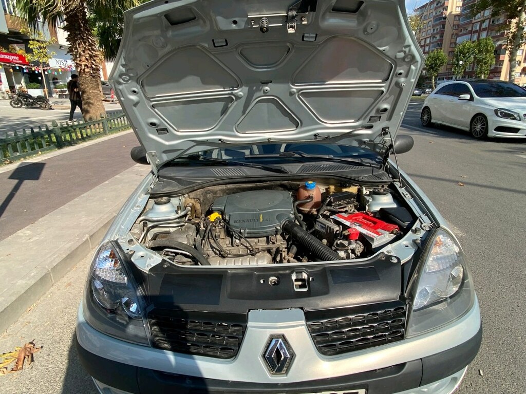 Sahibinden, düşük kilometreli 2005 Clio - 7