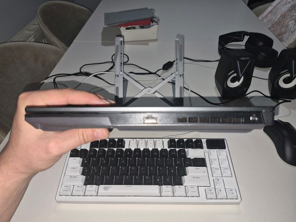 ASUS RUF GAMİN A15 ve SAĞLAM EKİPMANLAR - 5
