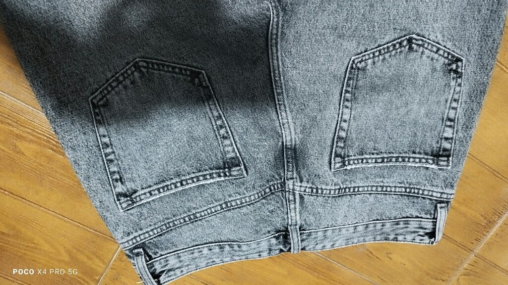 #Zara şık jeans pantolon..Mağazasında çok pahalıdır.Eni çekilince 41 - 8