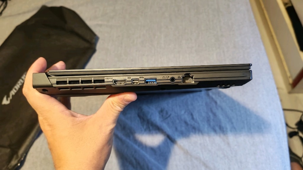 Gigabyte Aorus Gaming Laptop - 10