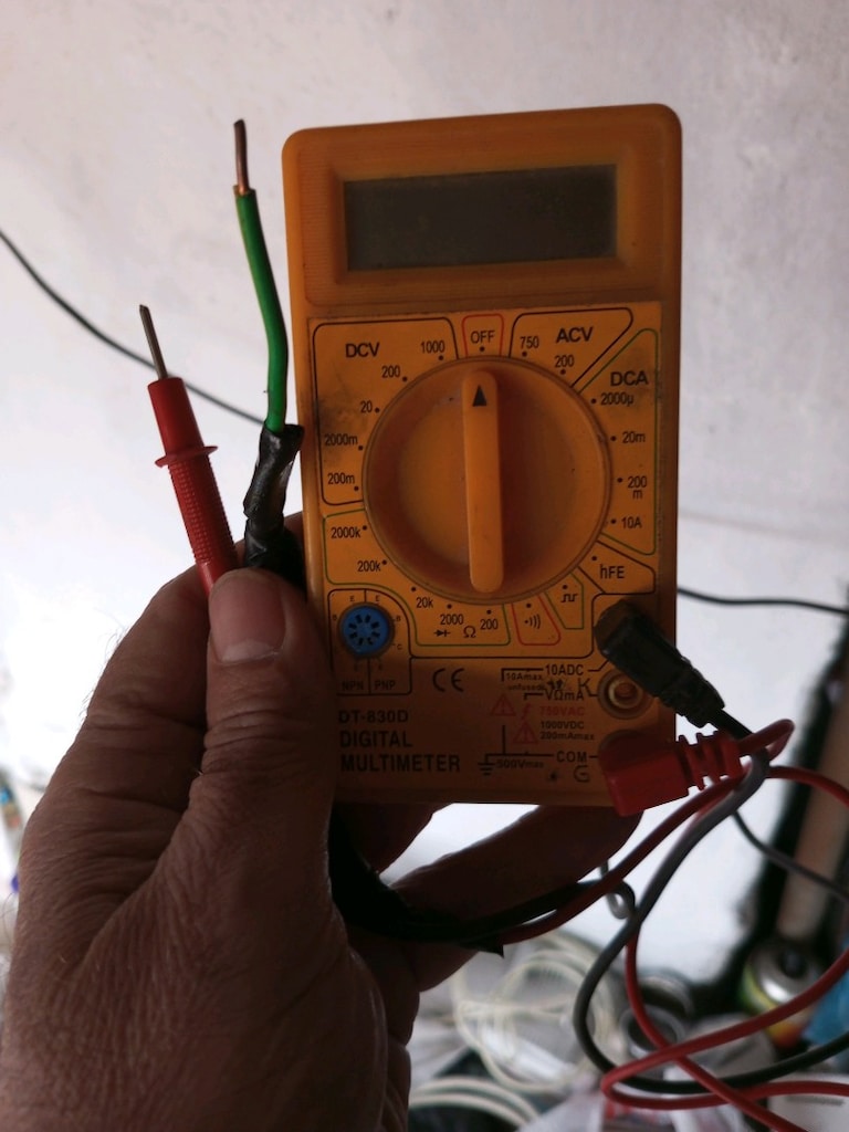 elektronik ölçüm aleti pilini değiştir kullan