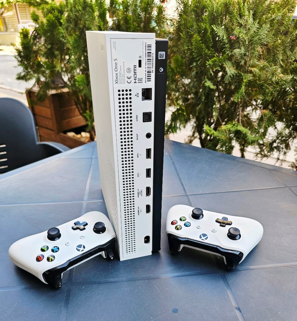 XBOX S 1 TB ÇİFT KOL ORİJİNAL SORUNSUZ - 2