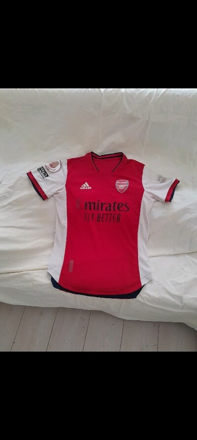 Fiyat dustu! Arsenal,Adidas, S-36, forma satilik