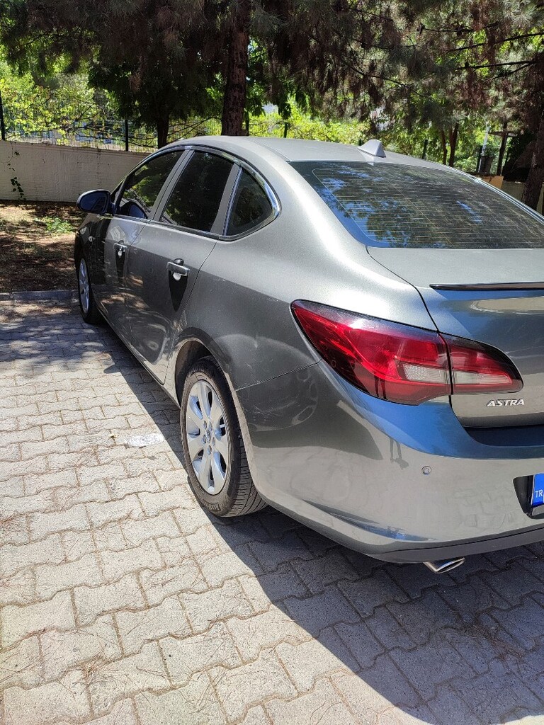 ÖĞRETMENDEN TEMİZ 2020 ÇIKIŞLI OPEL ASTRA 1.4 TURBO EDİTİON PLUS - 4