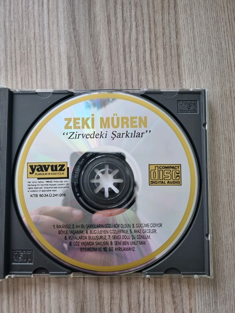 90 lar ZEKİ MÜREN CD ZİRVEDEKİ ŞARKILAR DÖNEM MÜZİK CD - 4